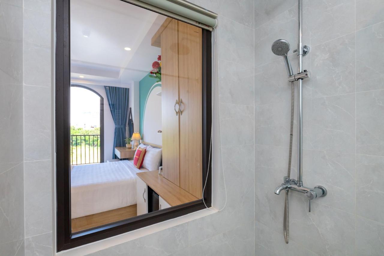 Gold Holiday Hotel Вунгтау Экстерьер фото
